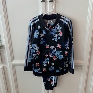 Girls Navy Floral Adidas Tracksuit, size 6